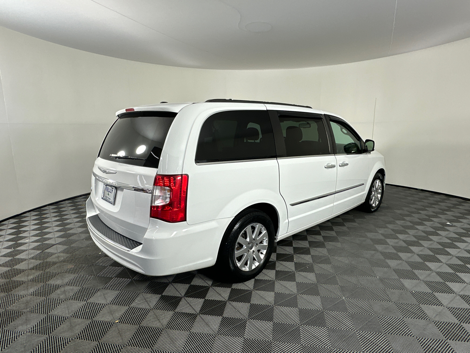 2016 Chrysler Town & Country Touring 18