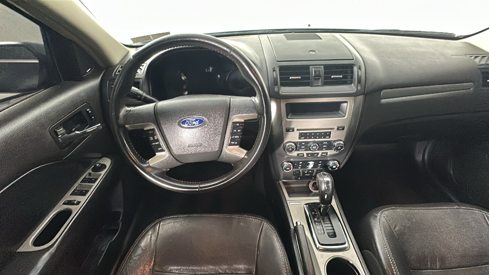 2010 Ford Fusion SEL 23