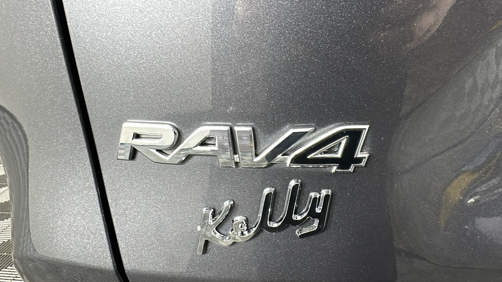 2023 Toyota RAV4 XLE 14