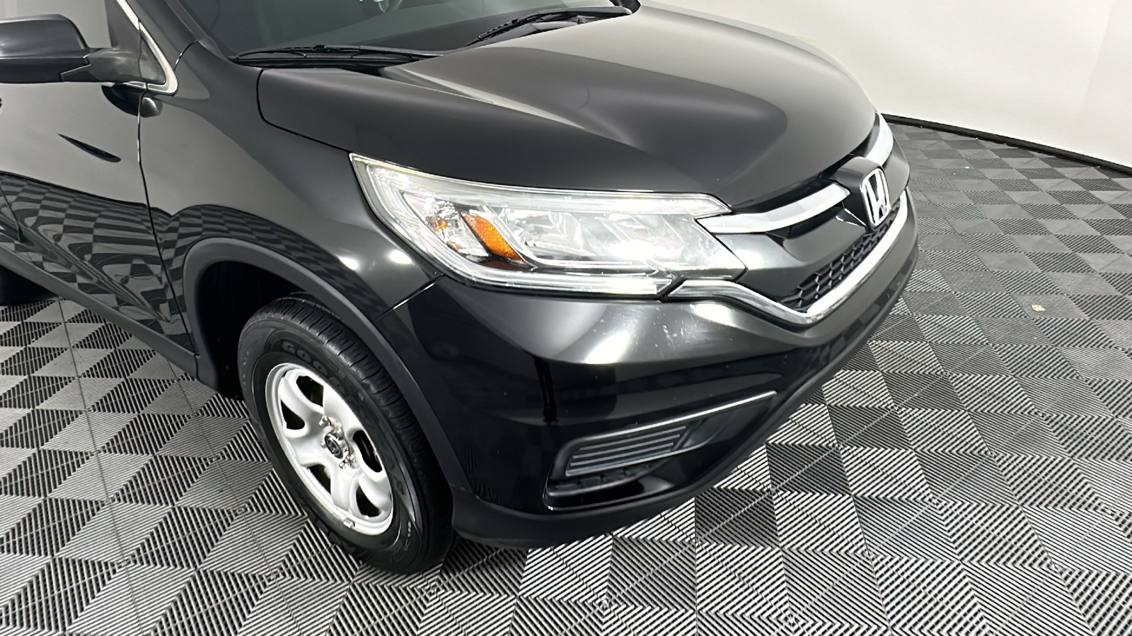 2015 Honda CR-V LX 2