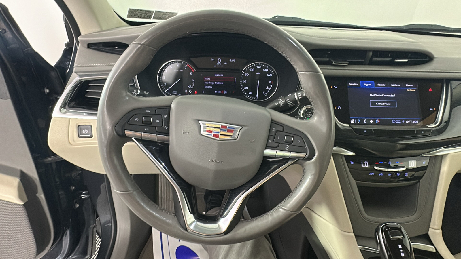 2022 Cadillac XT6 Premium Luxury 41