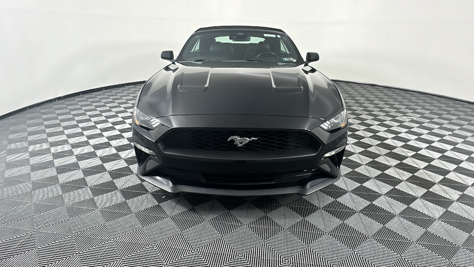 2022 Ford Mustang EcoBoost 4