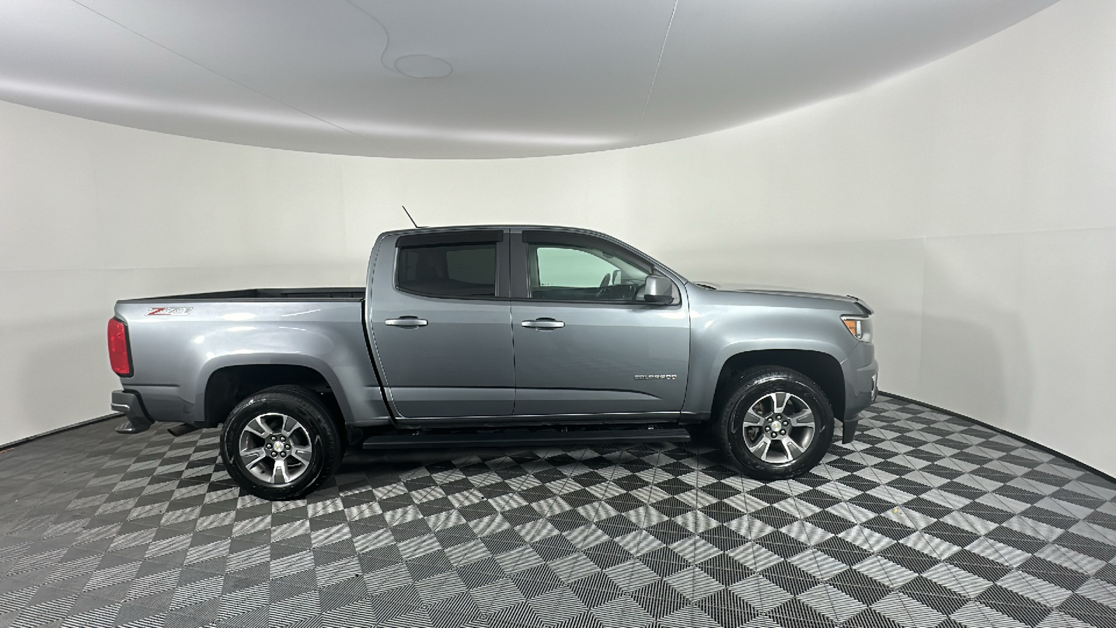 2019 Chevrolet Colorado Z71 17