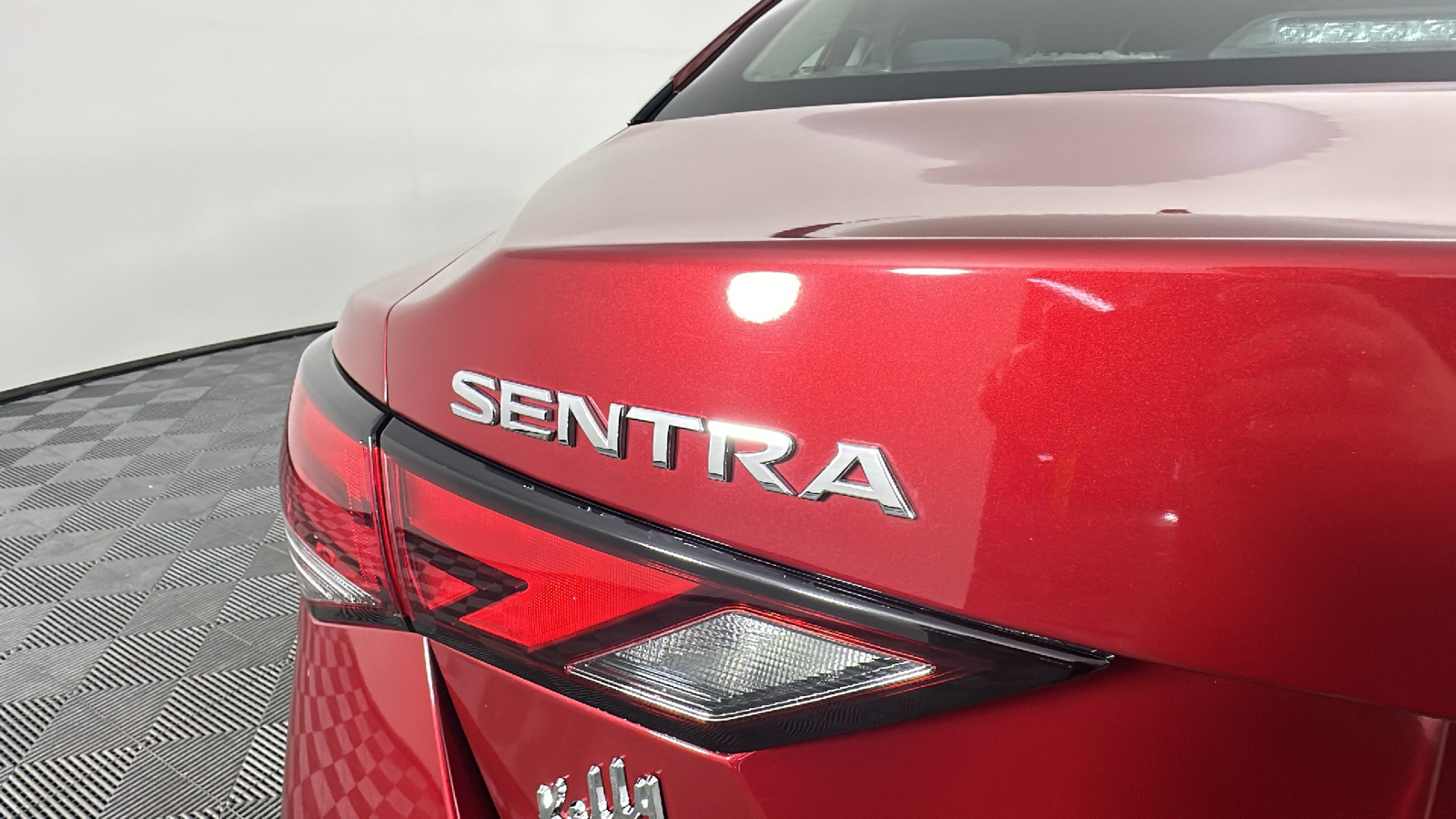 2020 Nissan Sentra SV 16