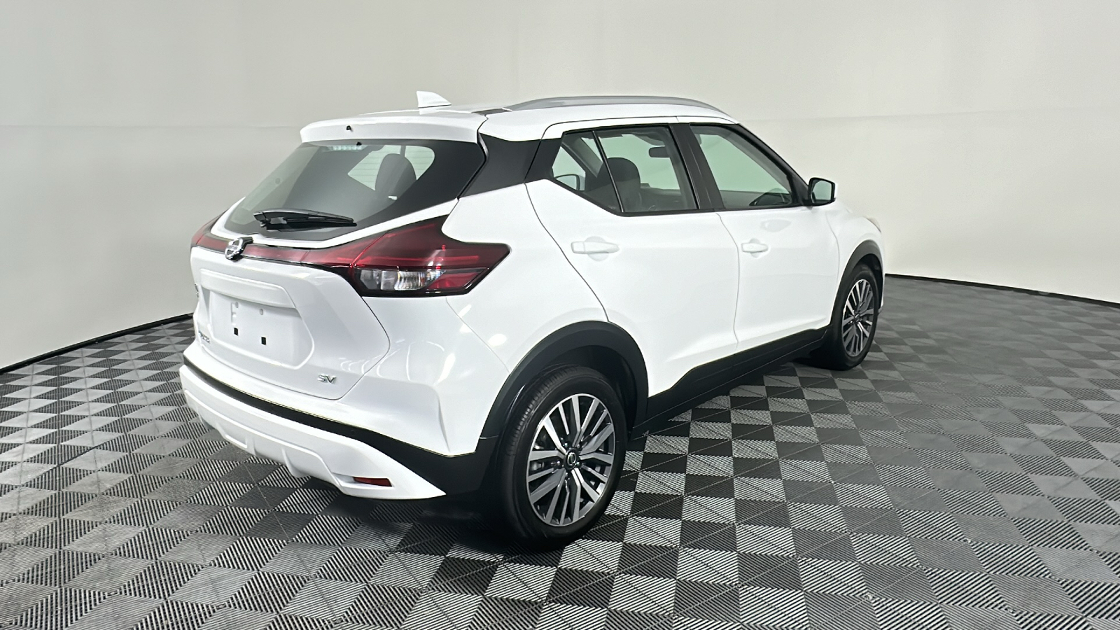 2021 Nissan Kicks SV 19