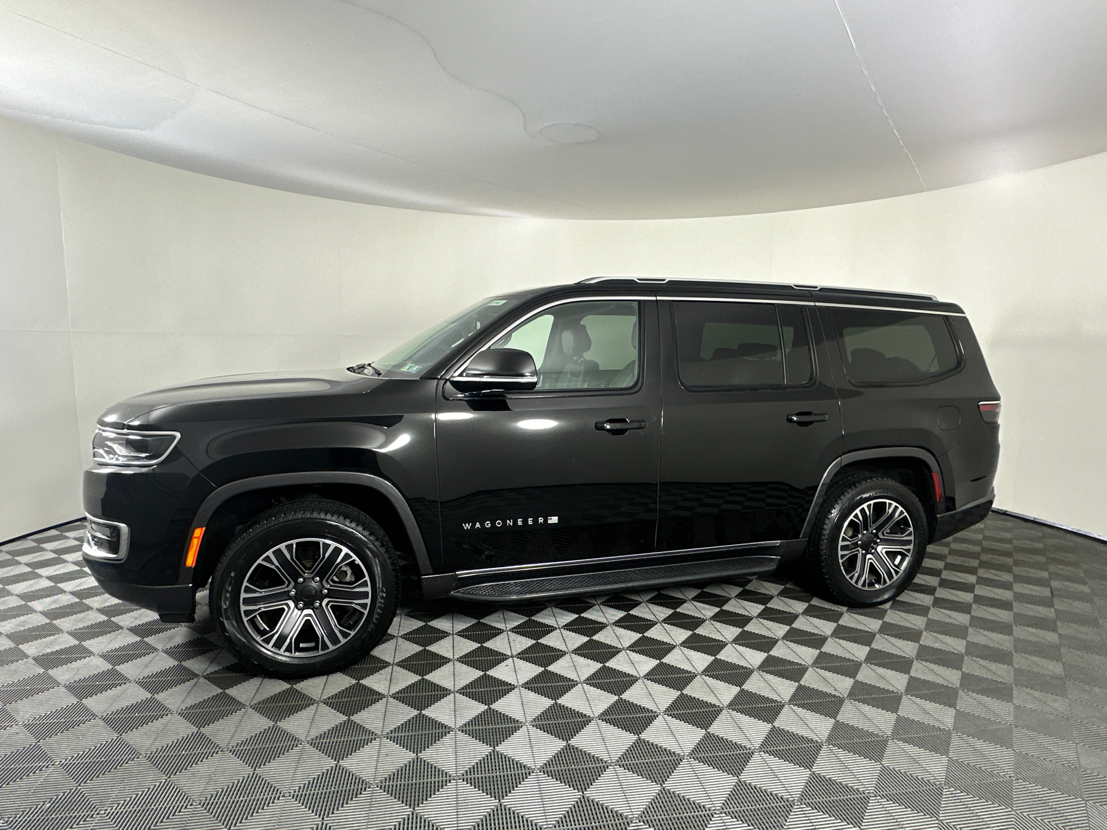 2022 Jeep Wagoneer Series III 9