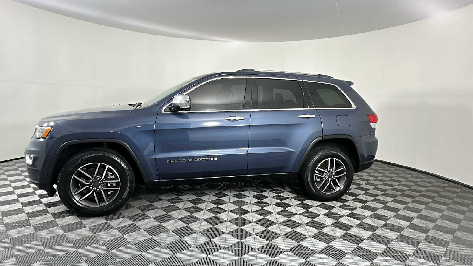2021 Jeep Grand Cherokee Limited 9