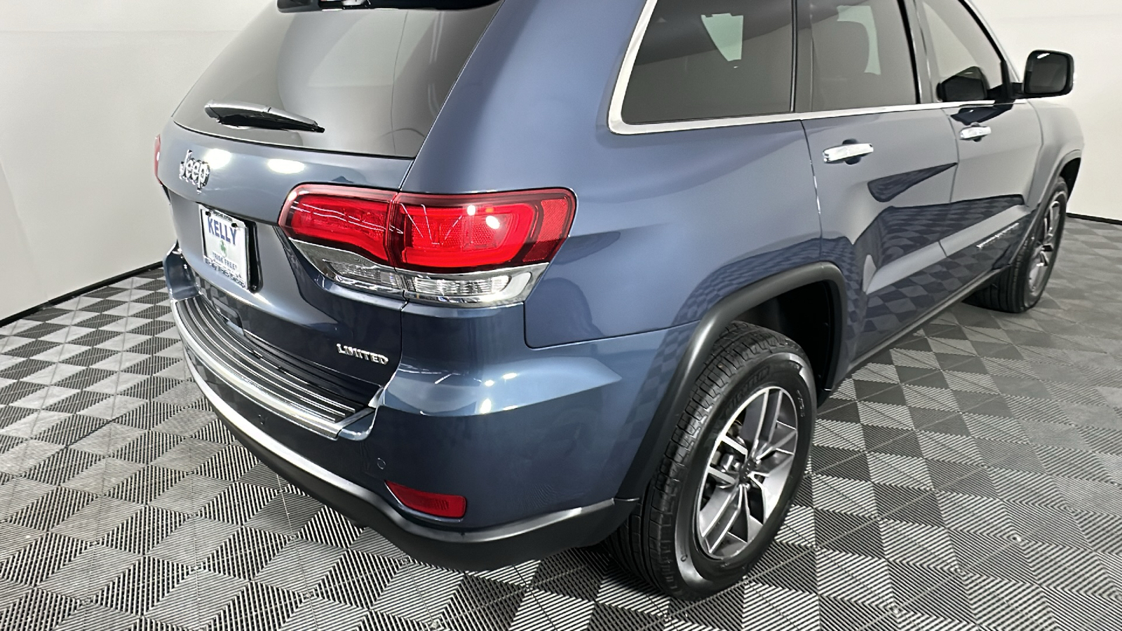 2021 Jeep Grand Cherokee Limited 21