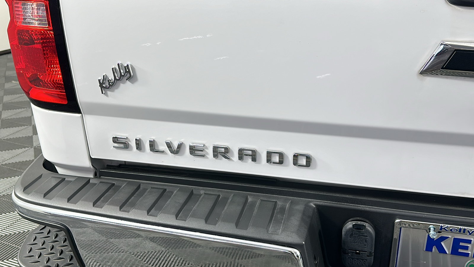 2017 Chevrolet Silverado 1500 LT 16