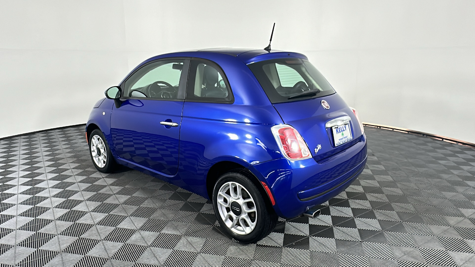 2012 Fiat 500 Pop 11