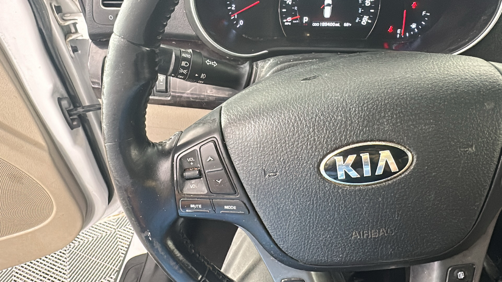 2014 Kia Sorento LX 32