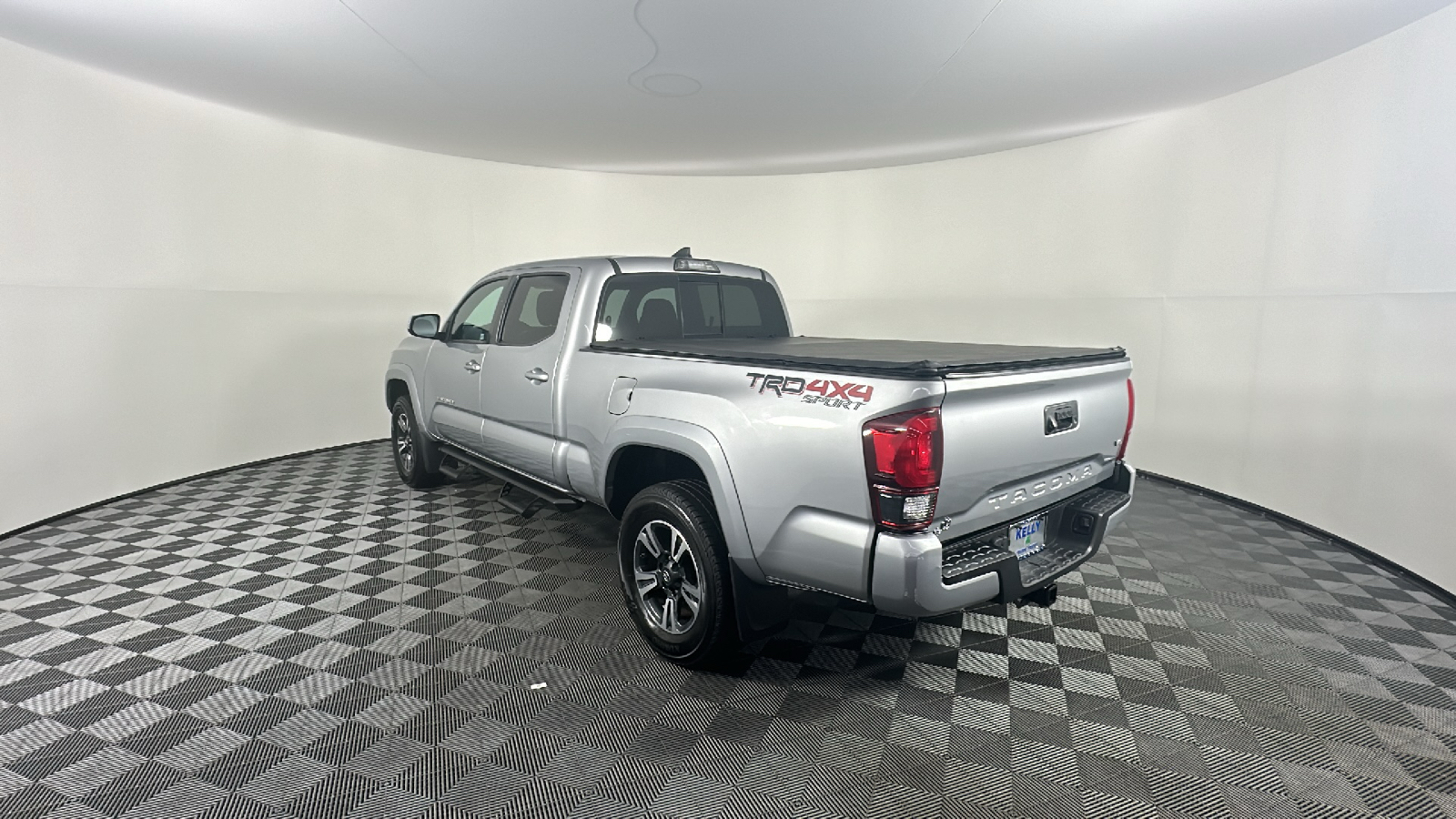 2019 Toyota Tacoma TRD Sport 12