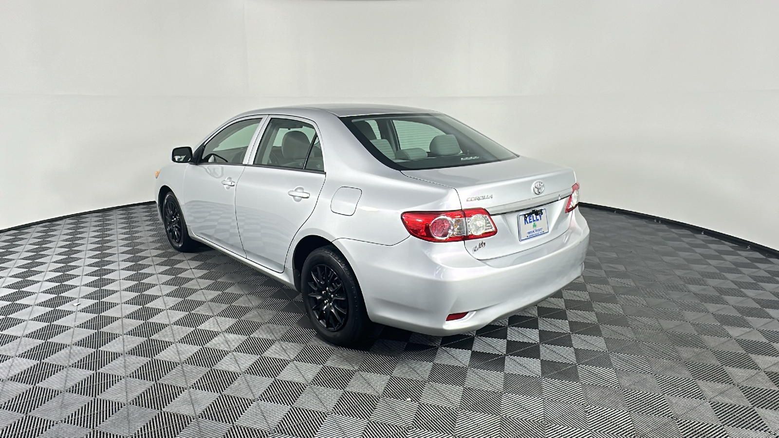 2013 Toyota Corolla L 11