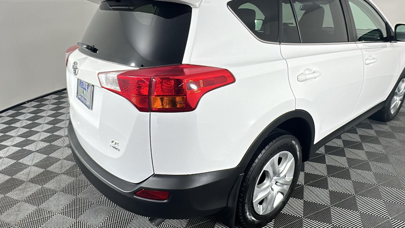 2013 Toyota RAV4 LE 20