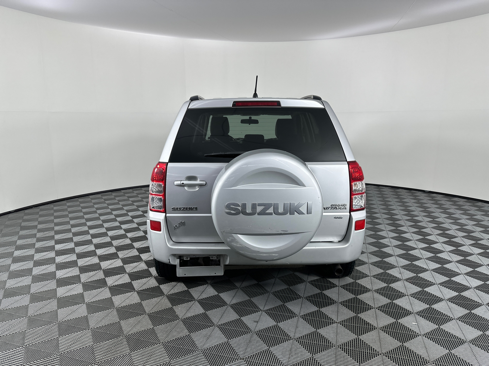 2008 Suzuki Grand Vitara Luxury 14