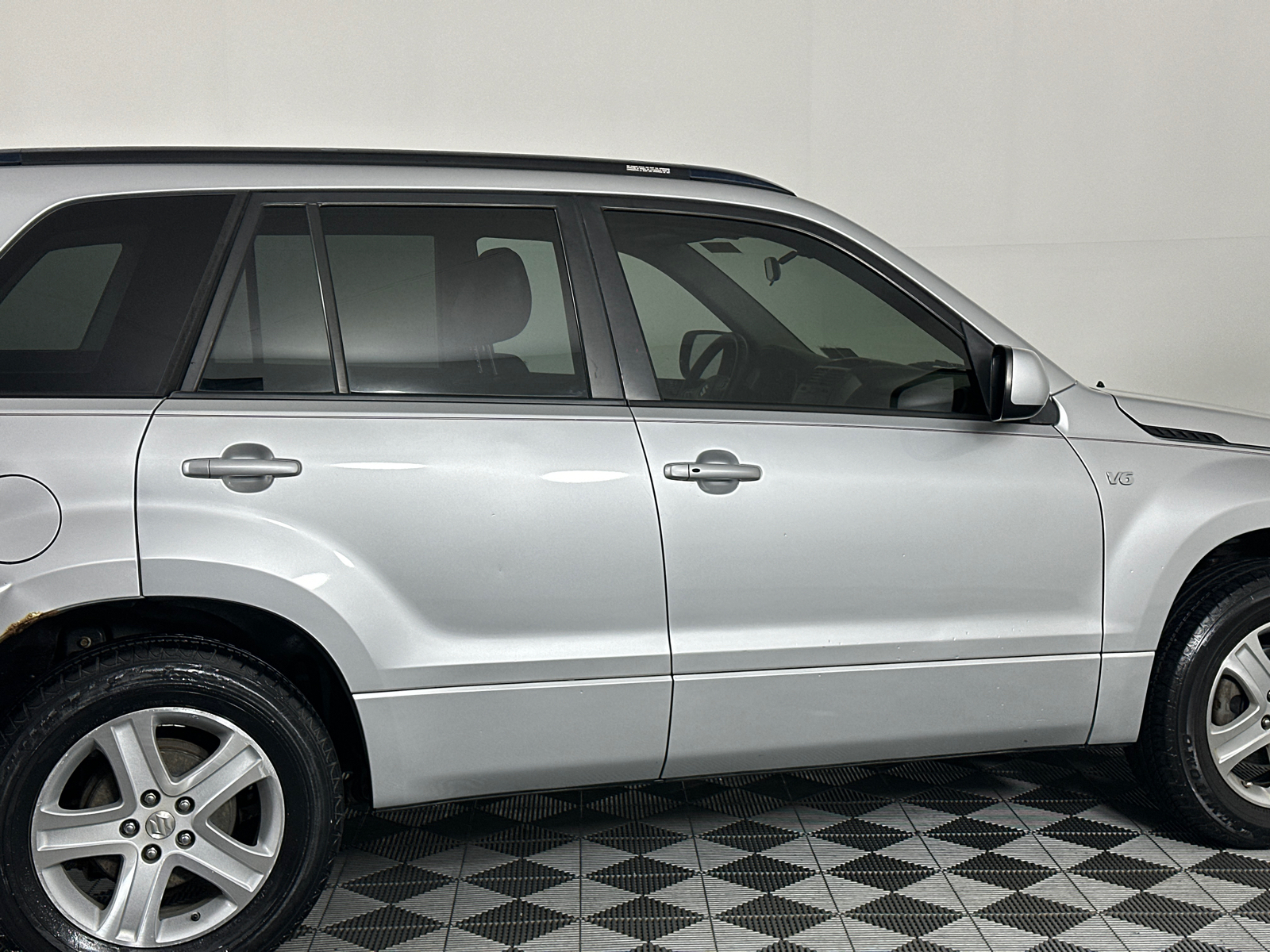 2008 Suzuki Grand Vitara Luxury 23