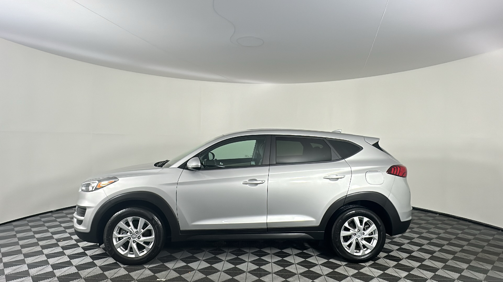 2021 Hyundai Tucson SE 9