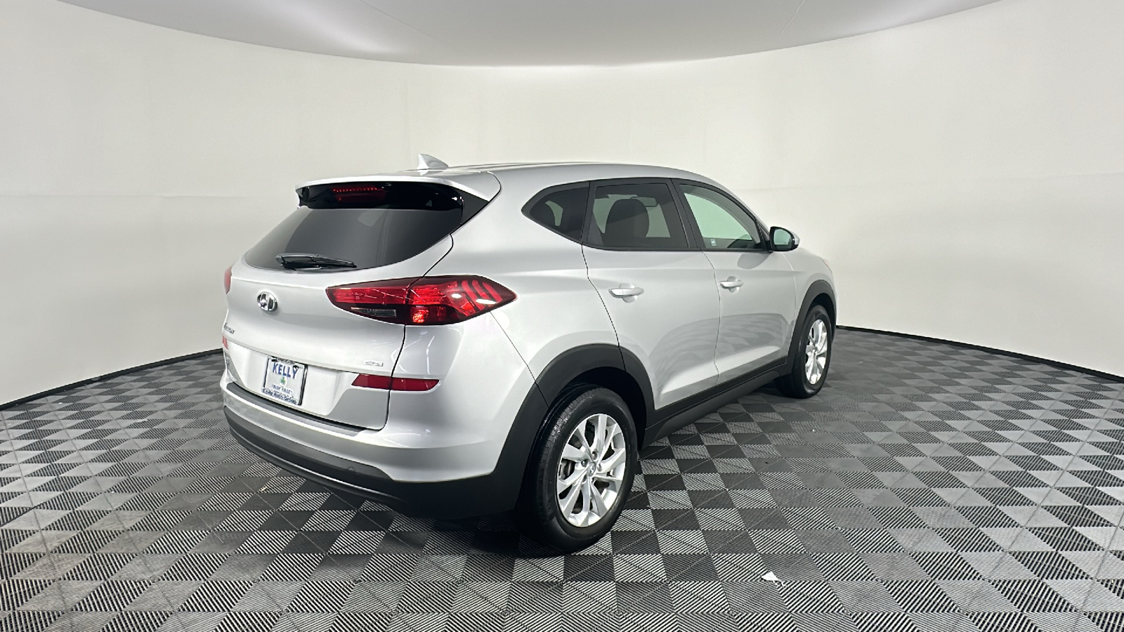 2021 Hyundai Tucson SE 17