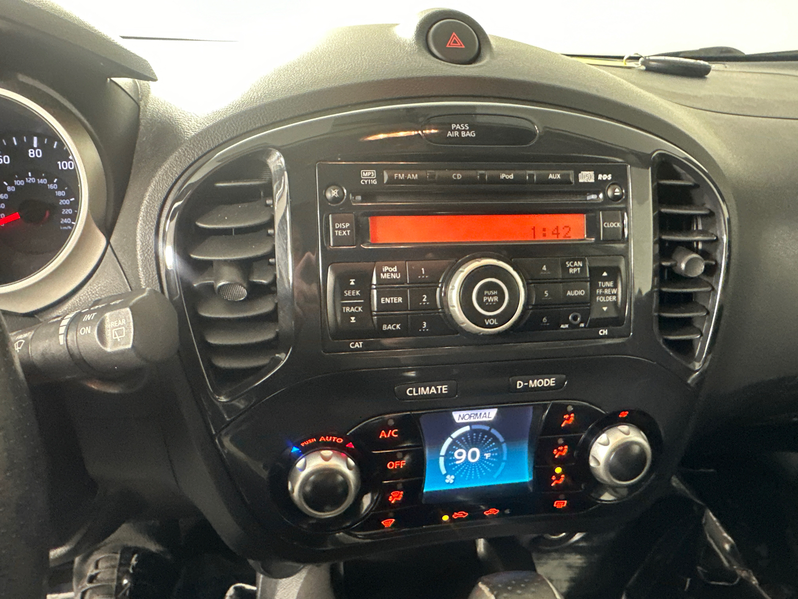 2012 Nissan Juke SV 35