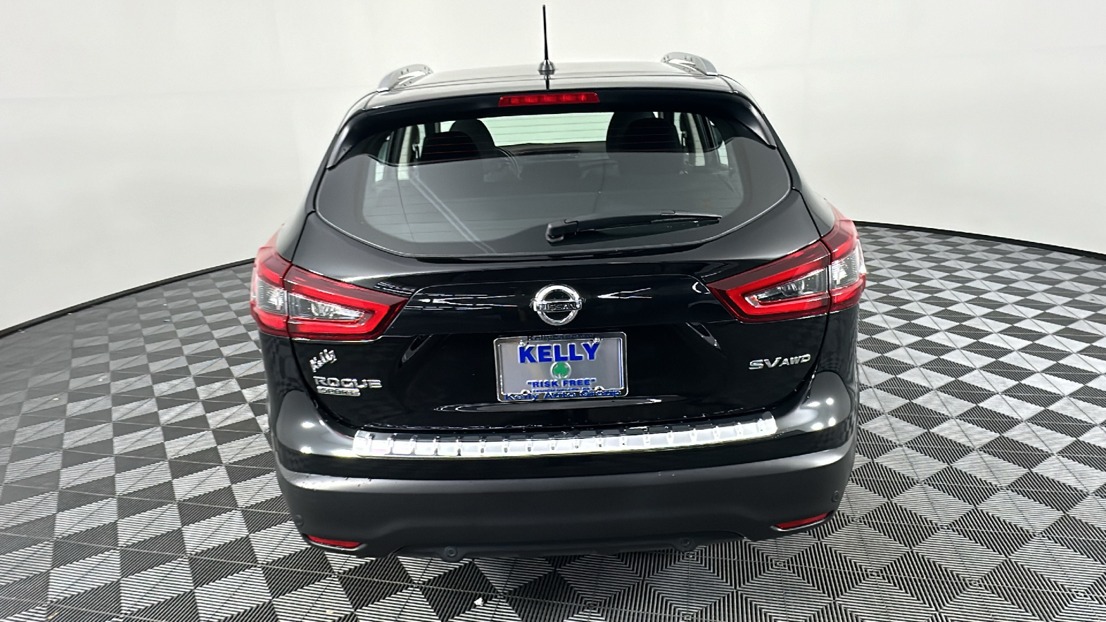 2021 Nissan Rogue Sport SV 15