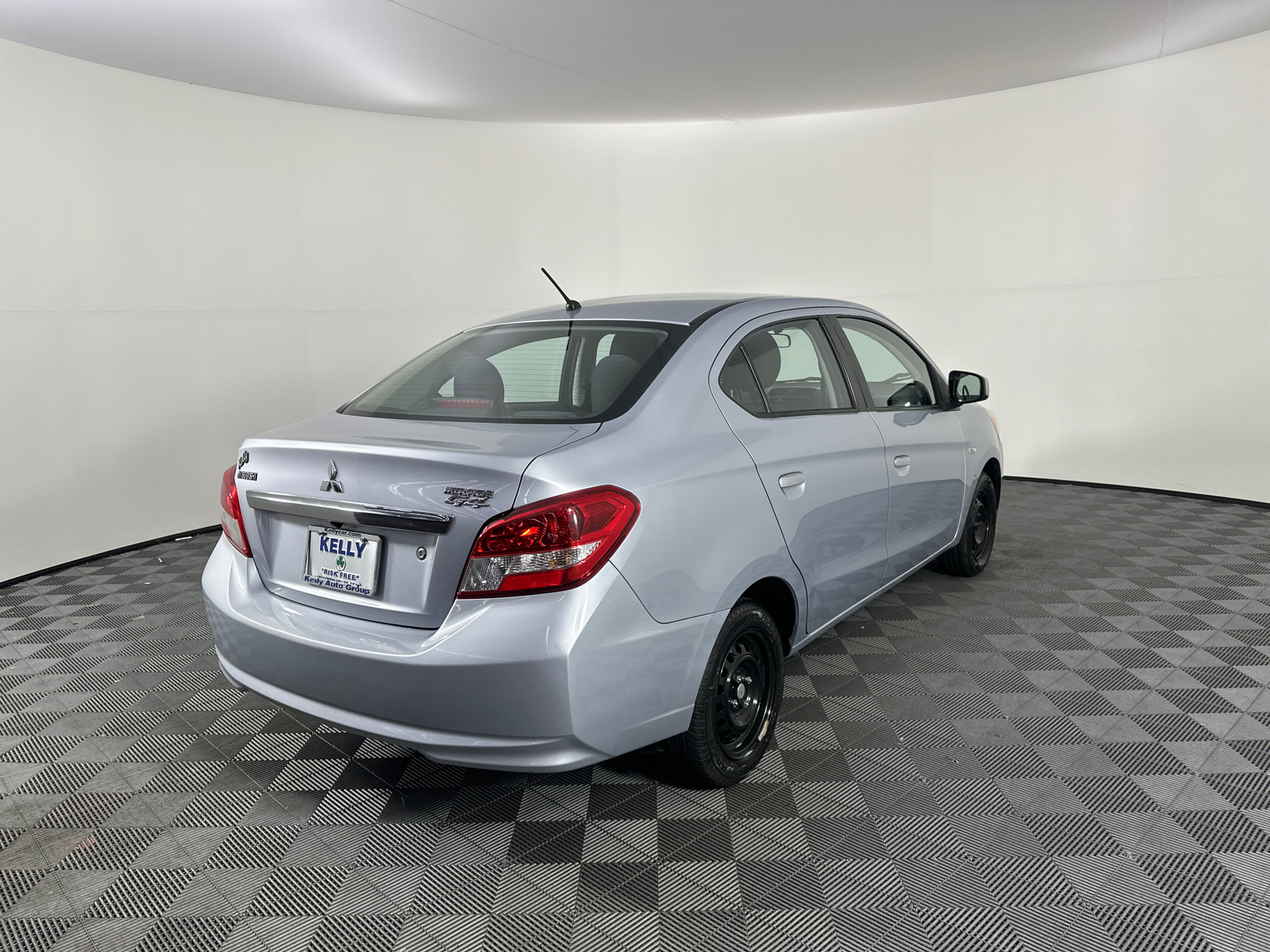 2018 Mitsubishi Mirage G4 ES 15