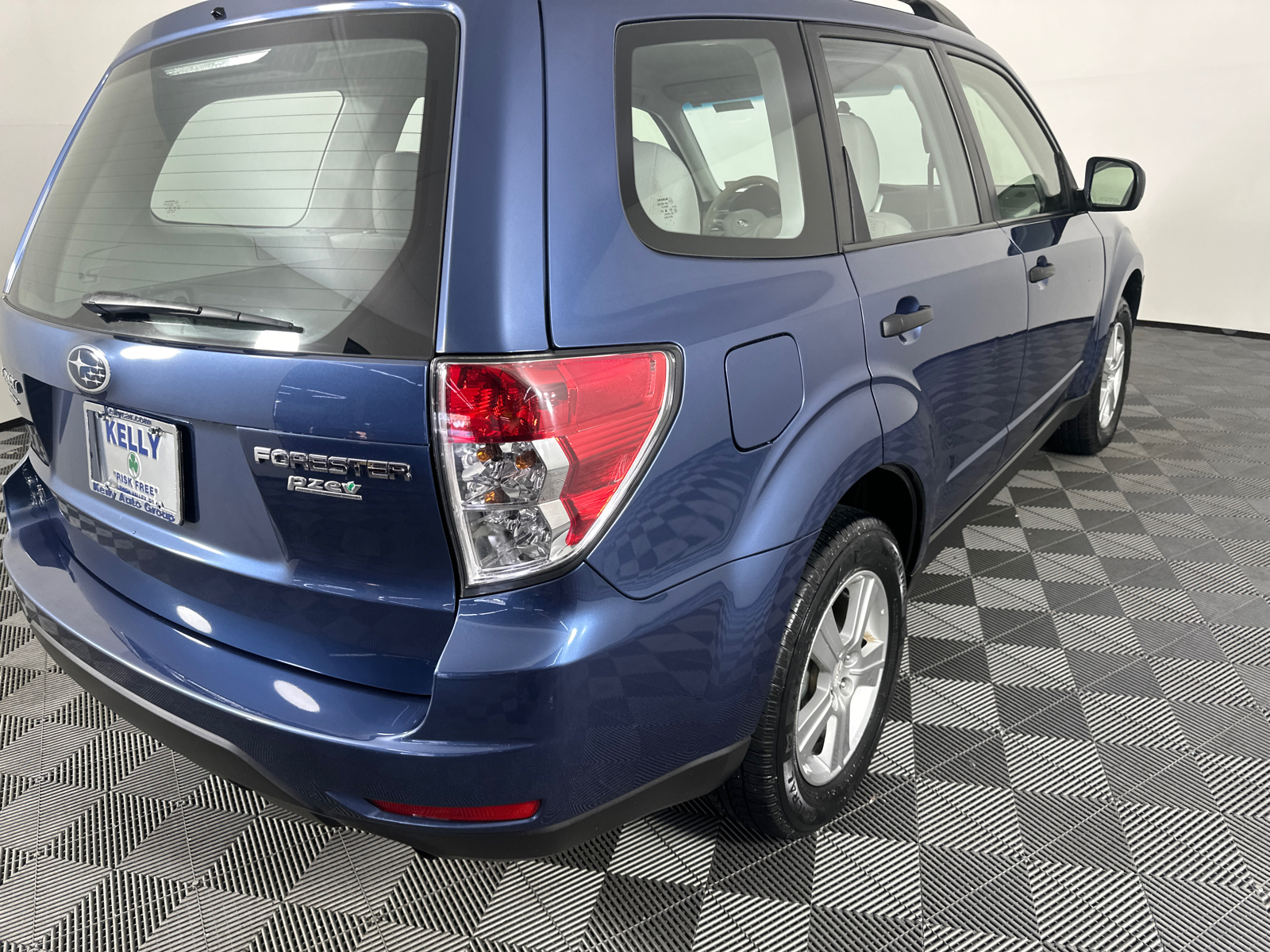 2013 Subaru Forester 2.5X 18