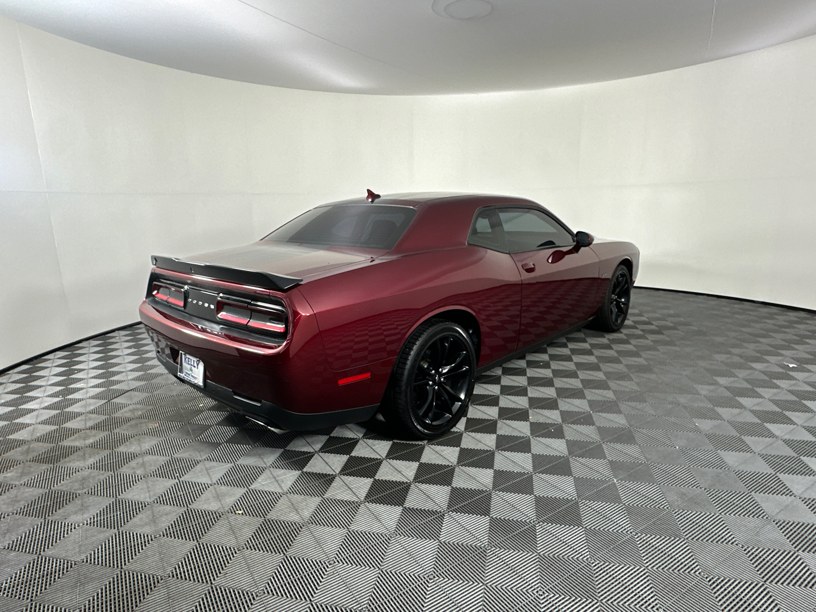 2018 Dodge Challenger R/T 17