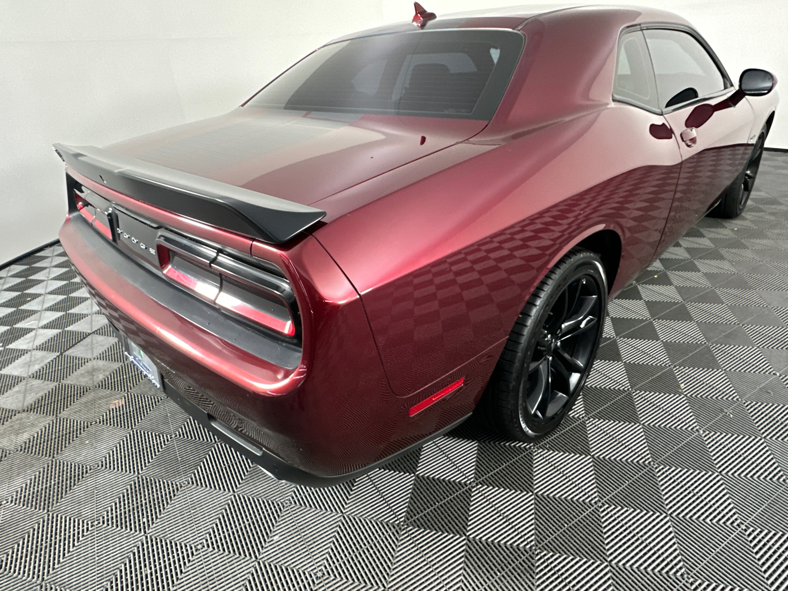 2018 Dodge Challenger R/T 18