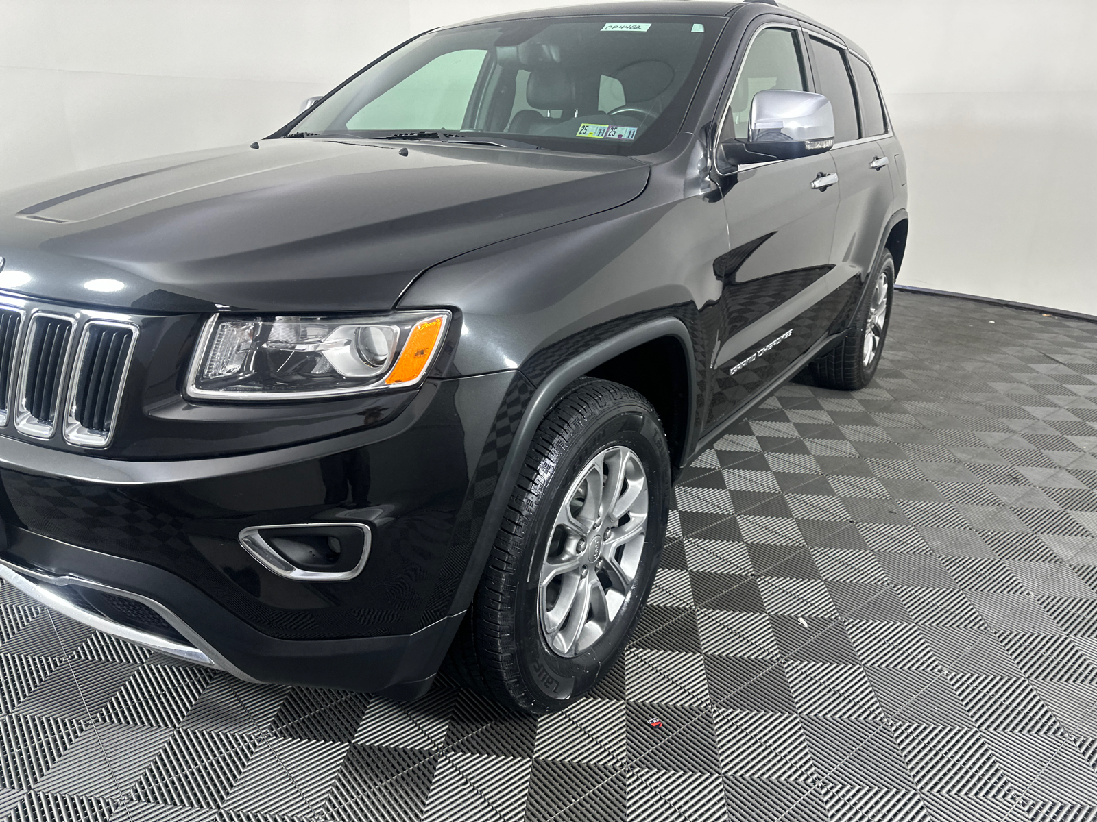 2016 Jeep Grand Cherokee Limited 7