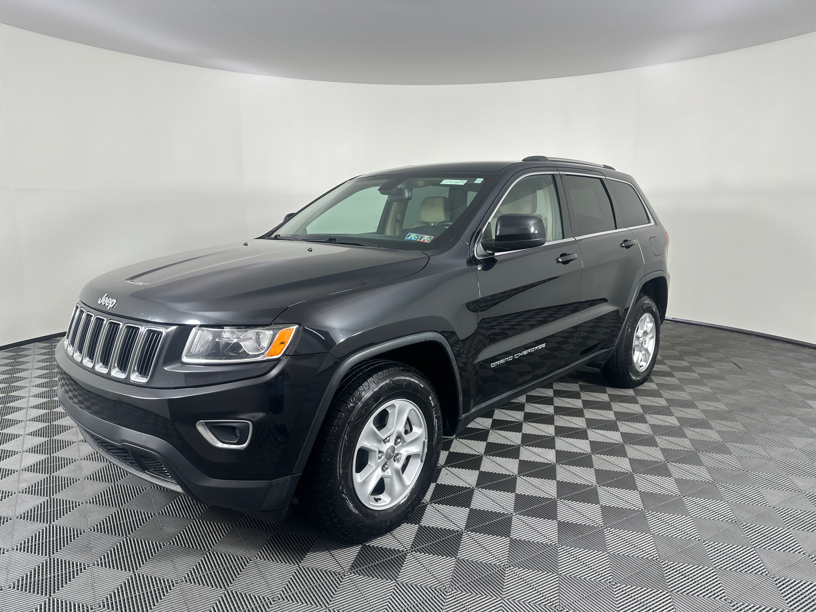 2015 Jeep Grand Cherokee Laredo 4