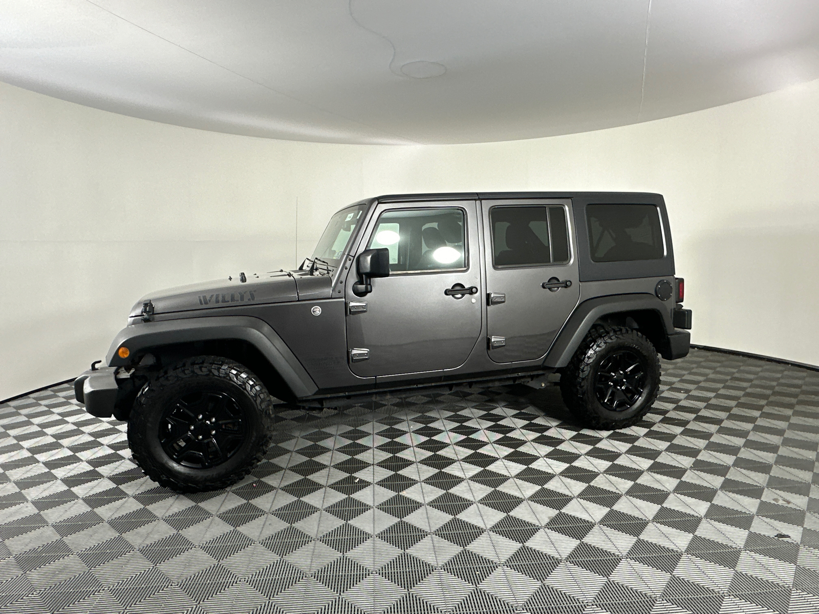 2016 Jeep Wrangler Unlimited Willys 9