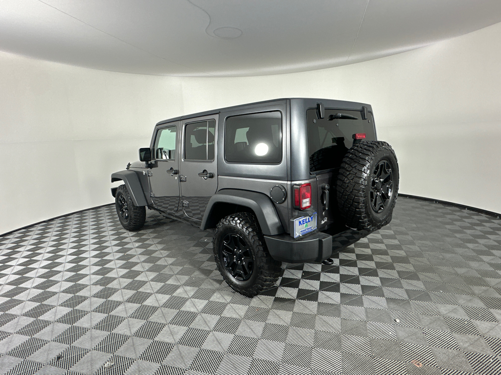 2016 Jeep Wrangler Unlimited Willys 11