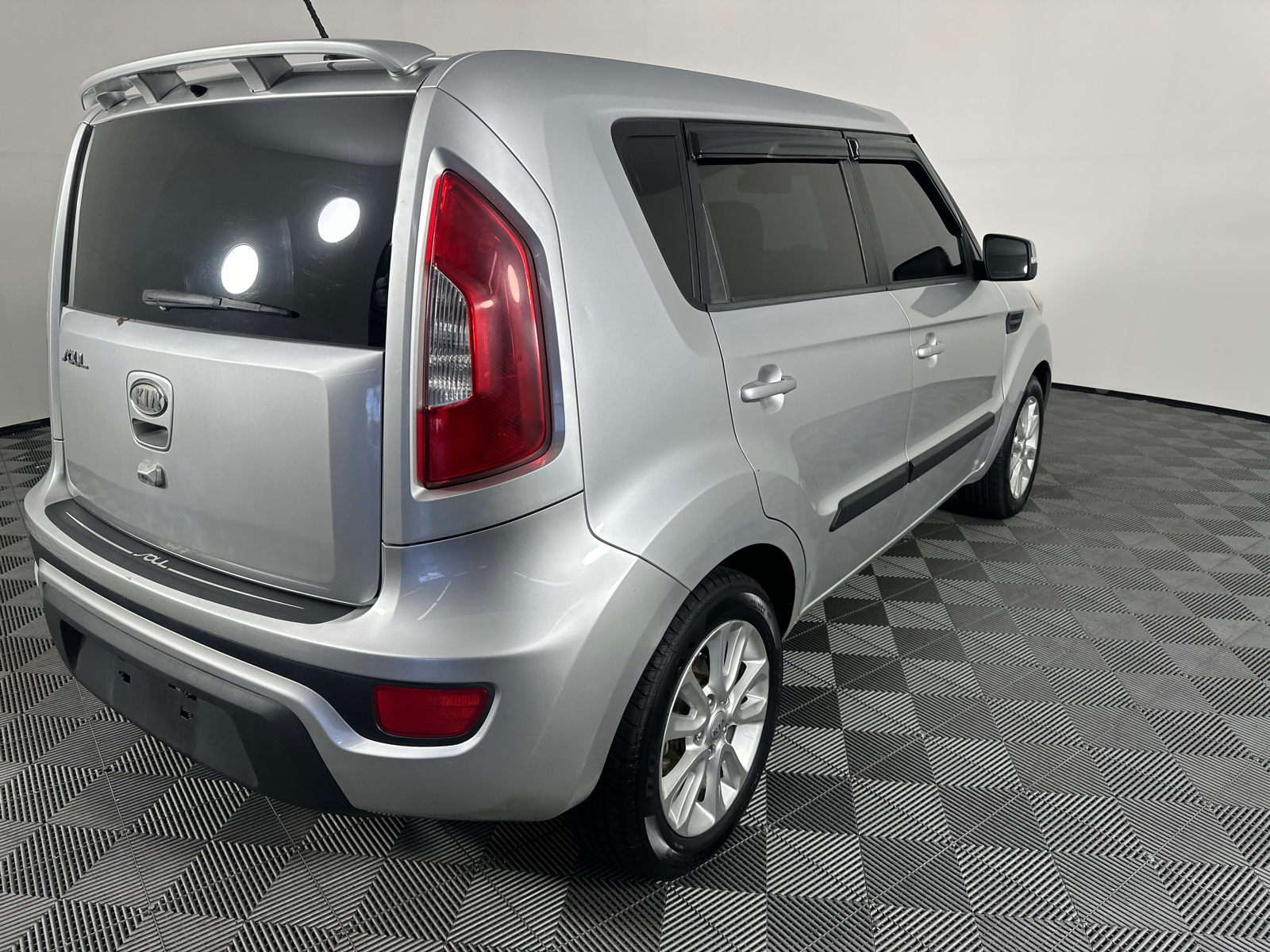 2012 Kia Soul Plus 16