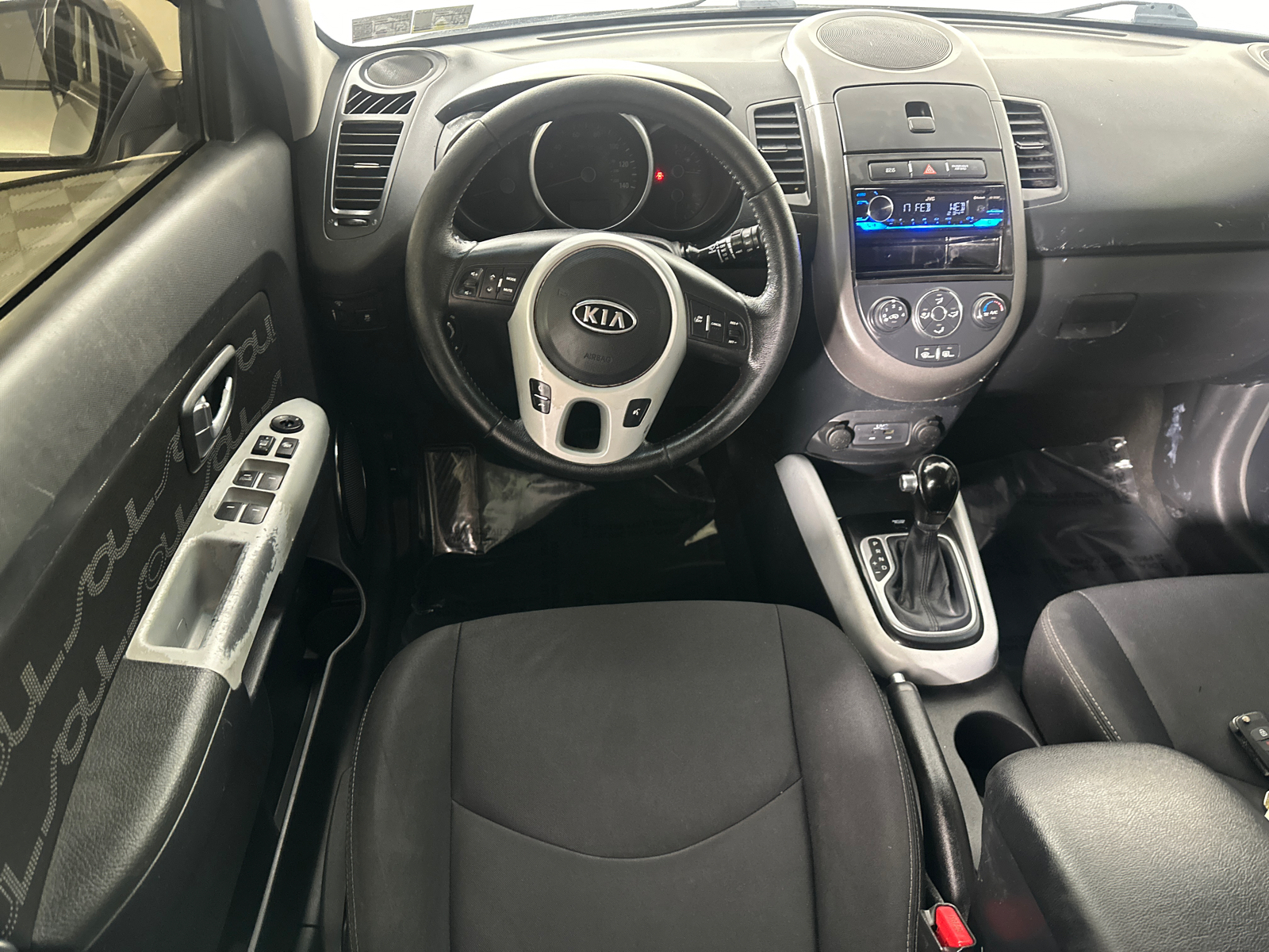 2012 Kia Soul Plus 23