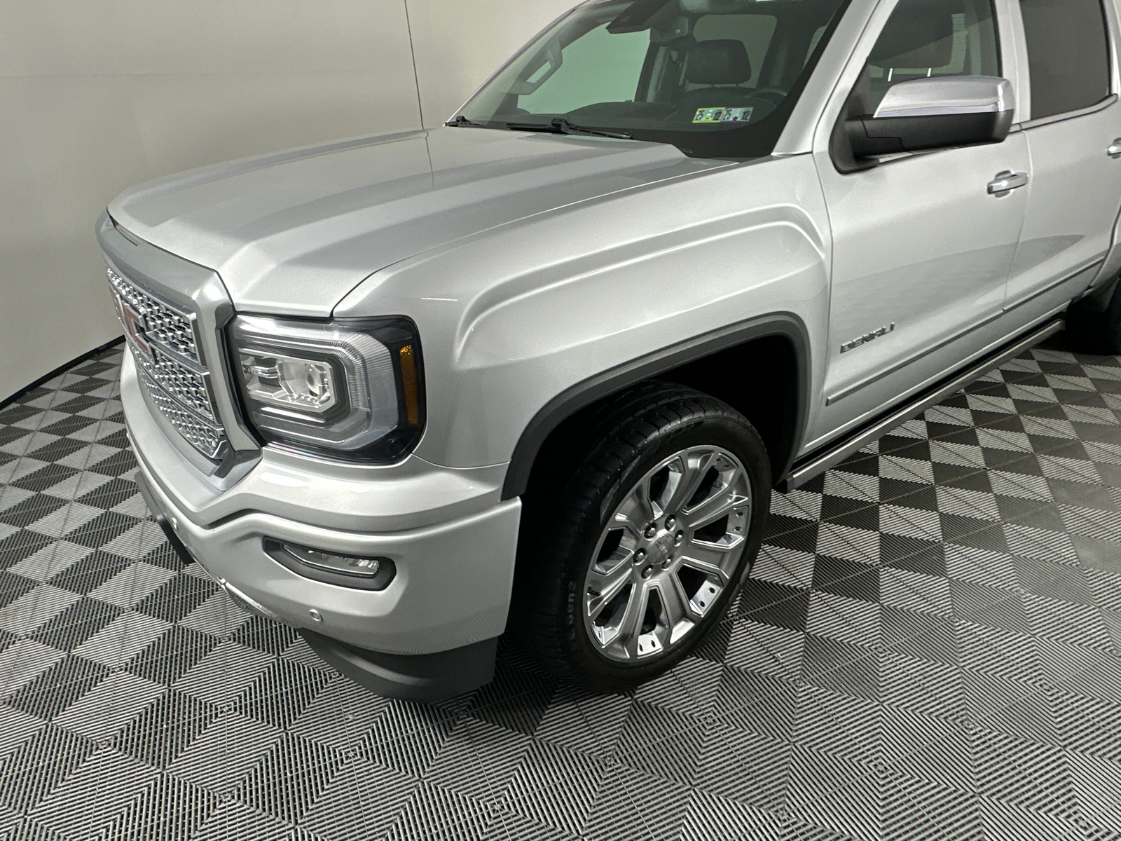 2018 GMC Sierra 1500 Denali 7