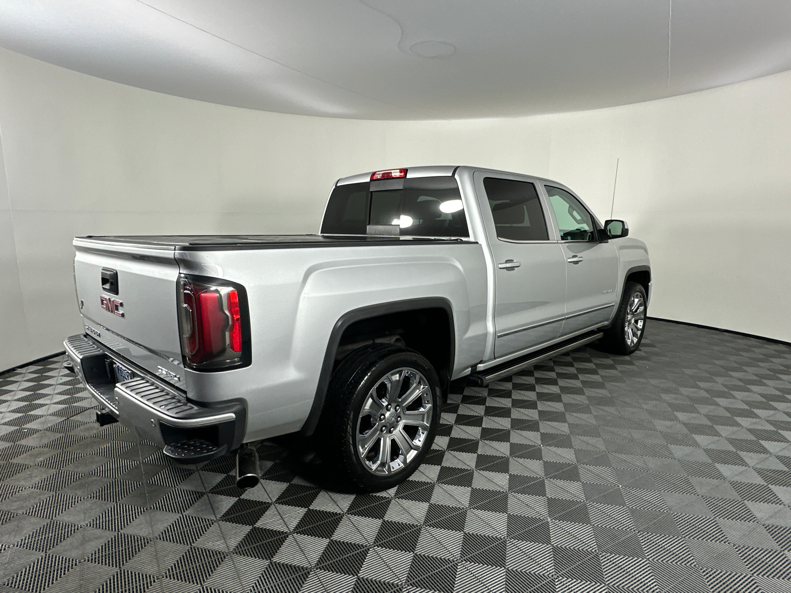 2018 GMC Sierra 1500 Denali 17