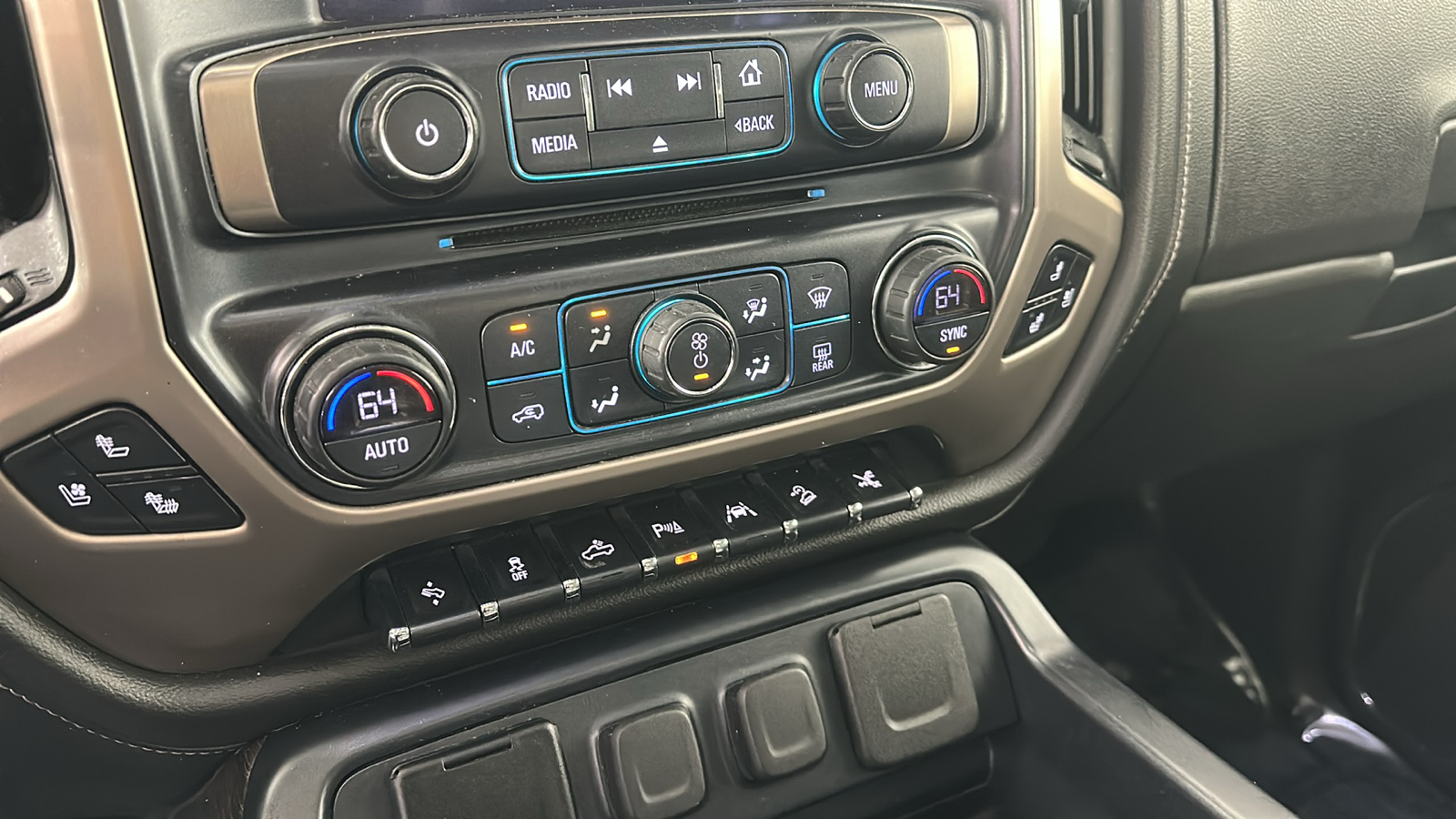 2018 GMC Sierra 1500 Denali 39