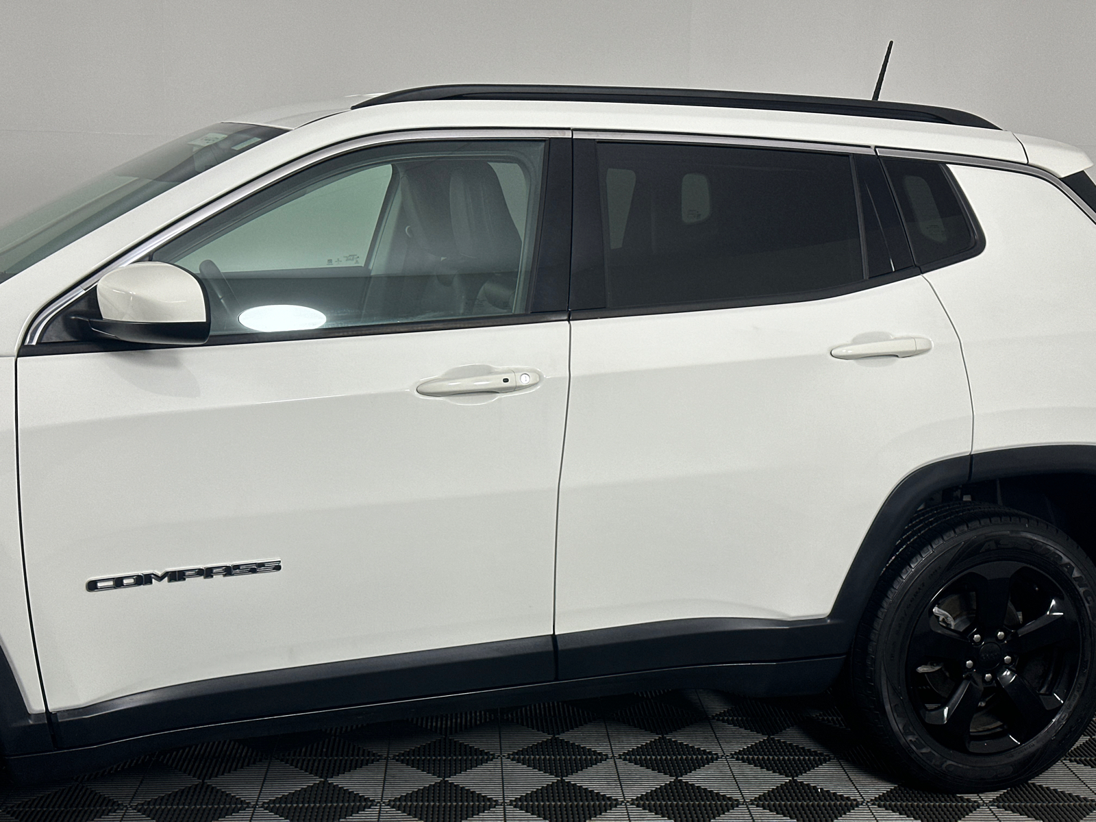 2018 Jeep Compass Latitude 10