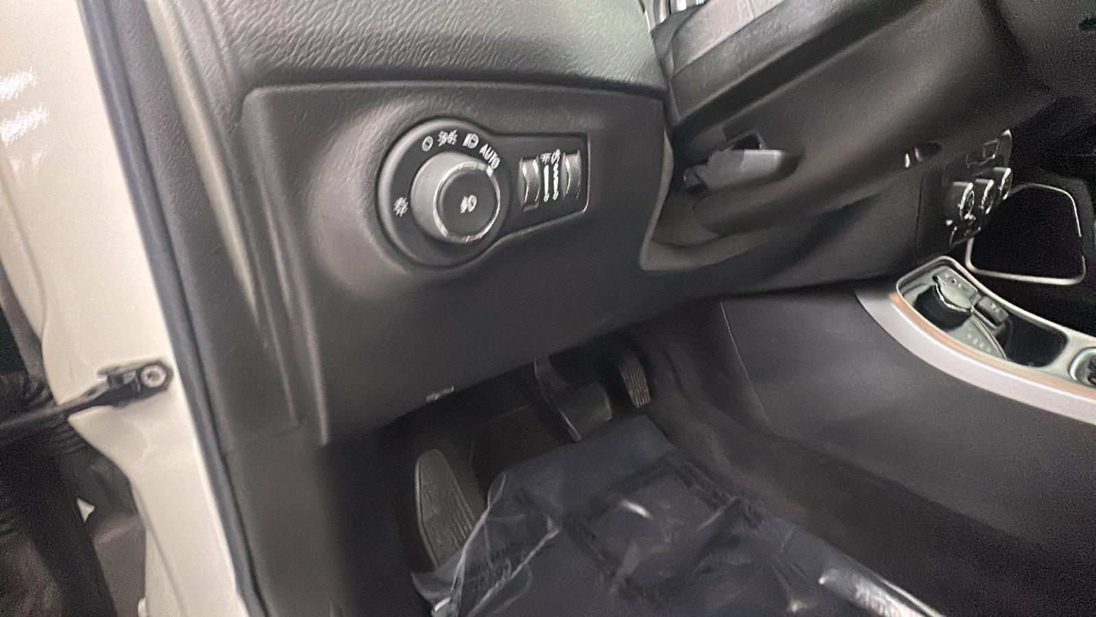 2018 Jeep Compass Latitude 34