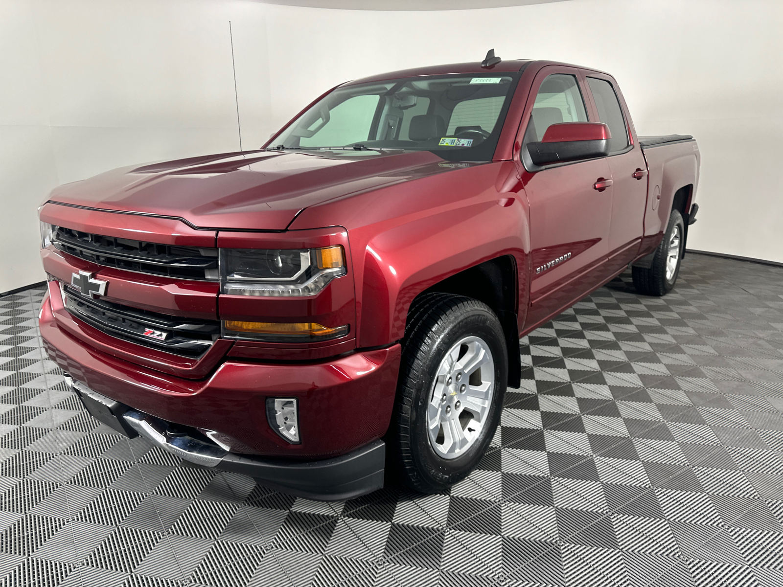 2017 Chevrolet Silverado 1500 LT 6