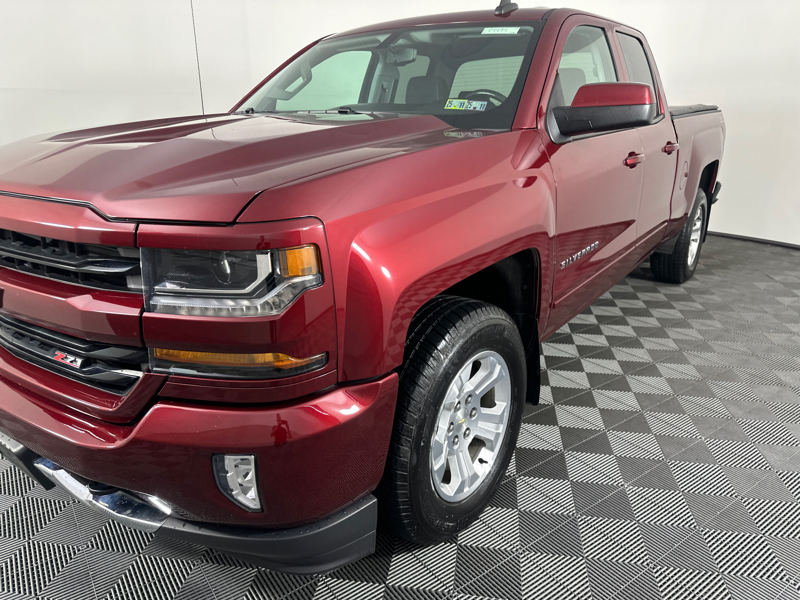 2017 Chevrolet Silverado 1500 LT 7