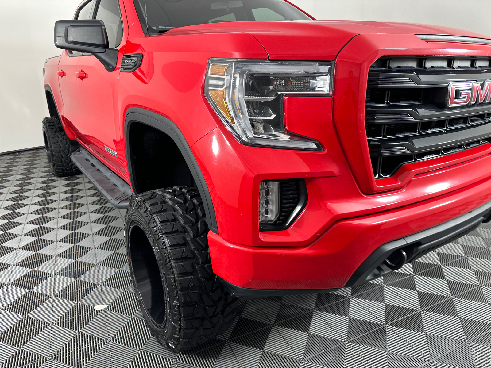 2019 GMC Sierra 1500 Elevation 2