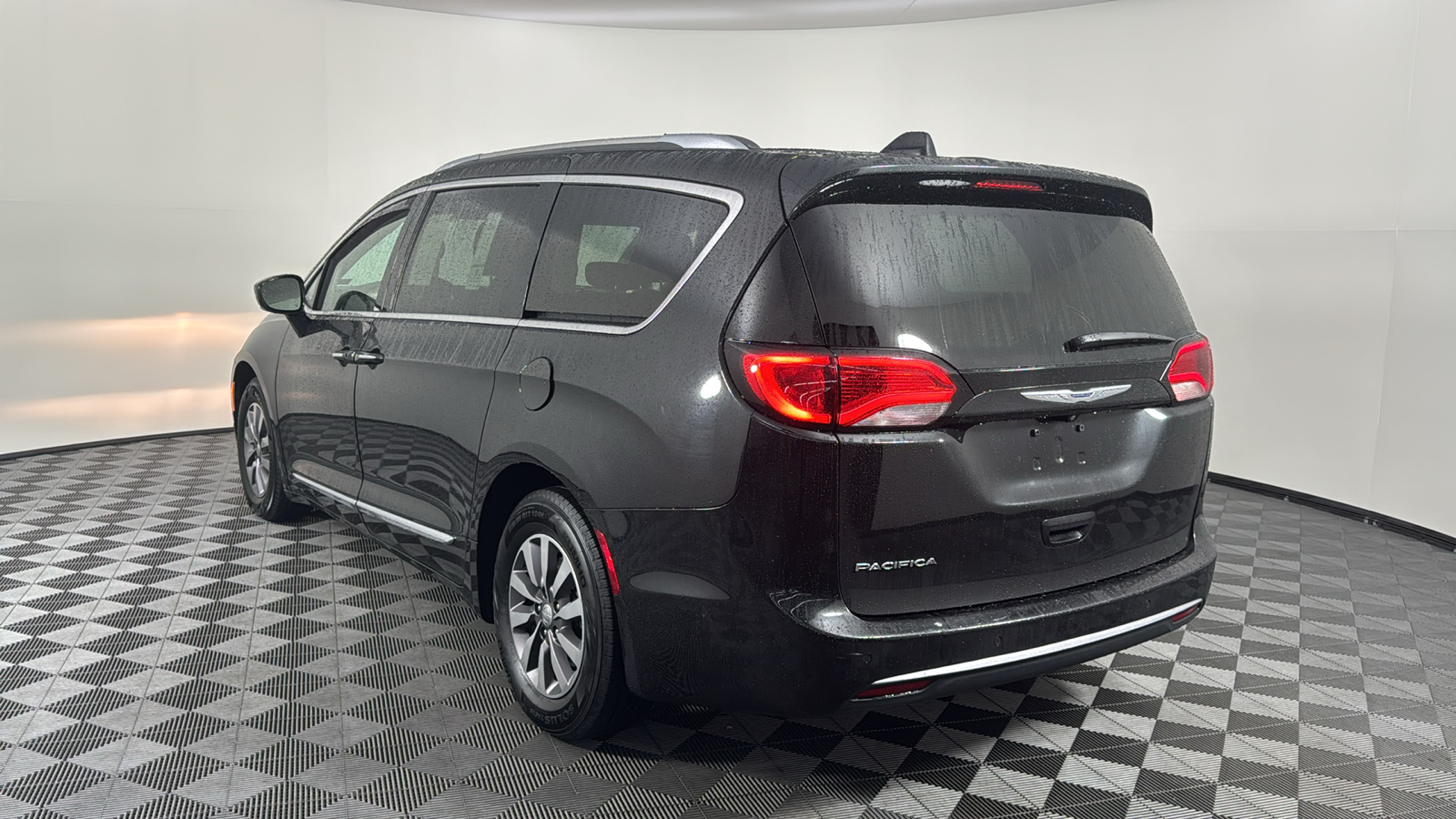 2019 Chrysler Pacifica Touring L Plus 5