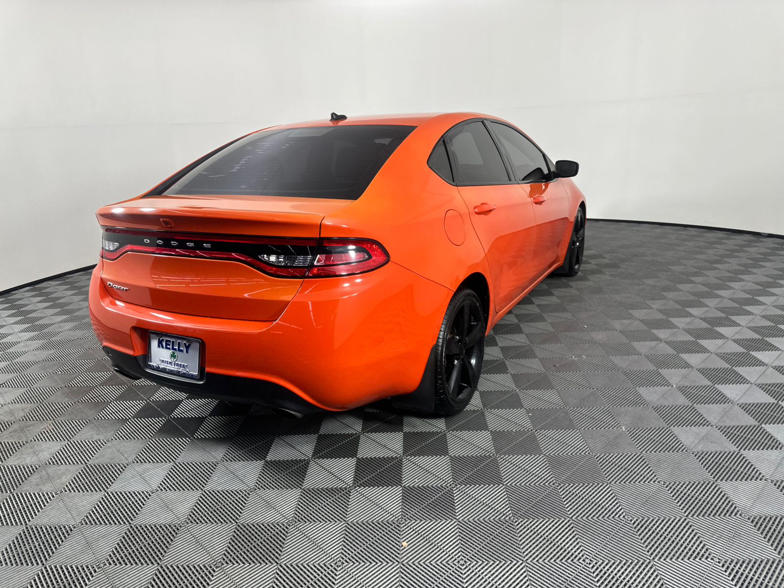 2015 Dodge Dart SXT 14