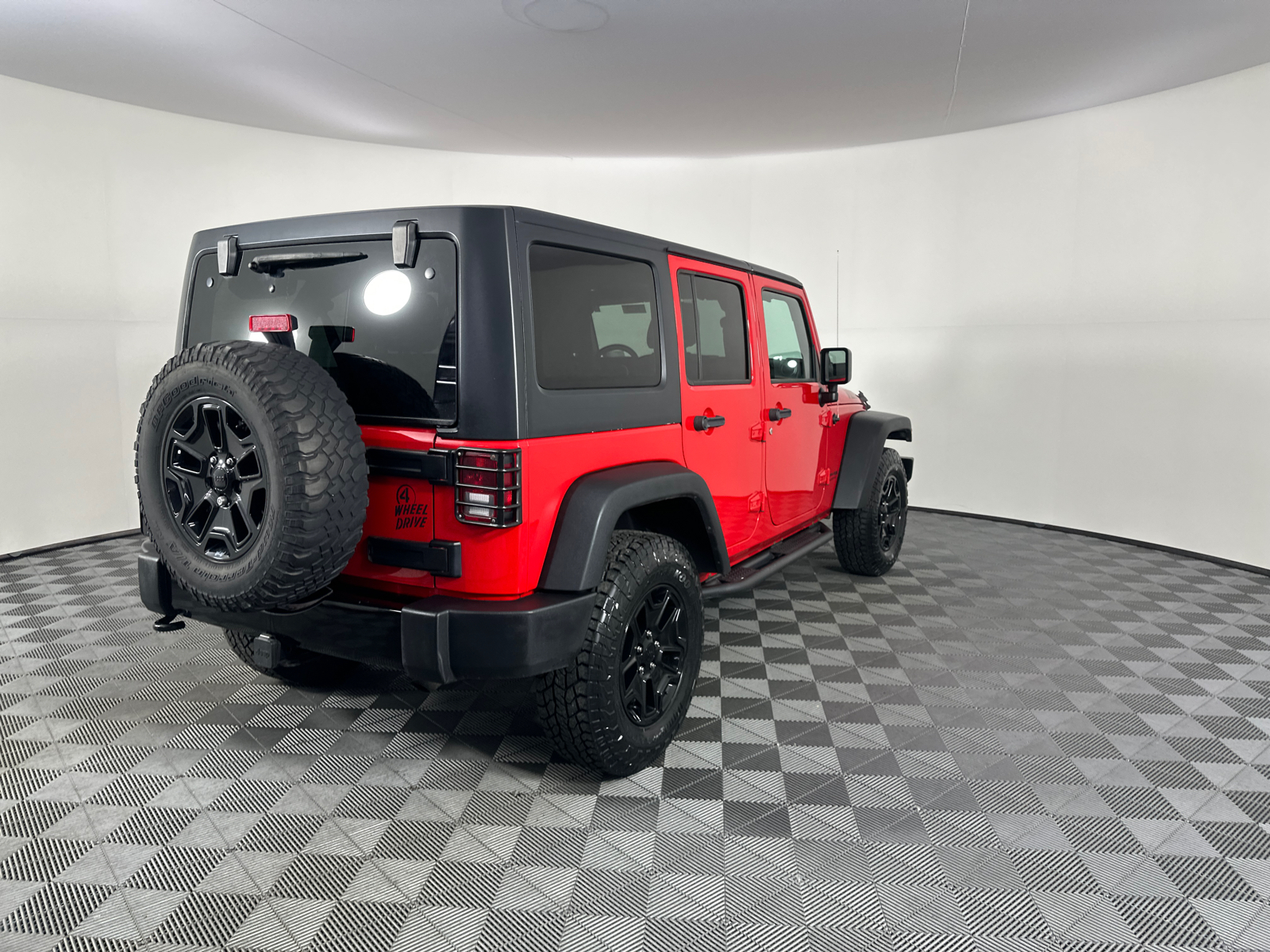 2018 Jeep Wrangler JK Unlimited Willys Wheeler 13