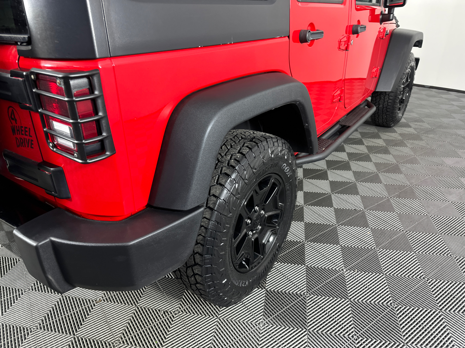 2018 Jeep Wrangler JK Unlimited Willys Wheeler 14