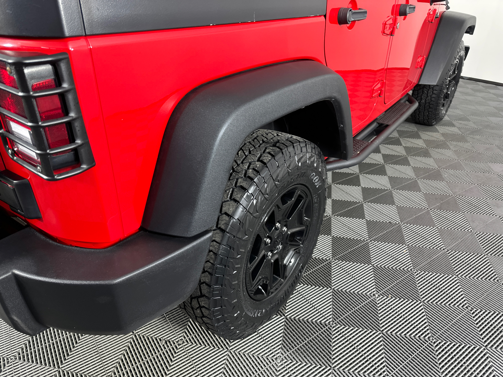 2018 Jeep Wrangler JK Unlimited Willys Wheeler 15