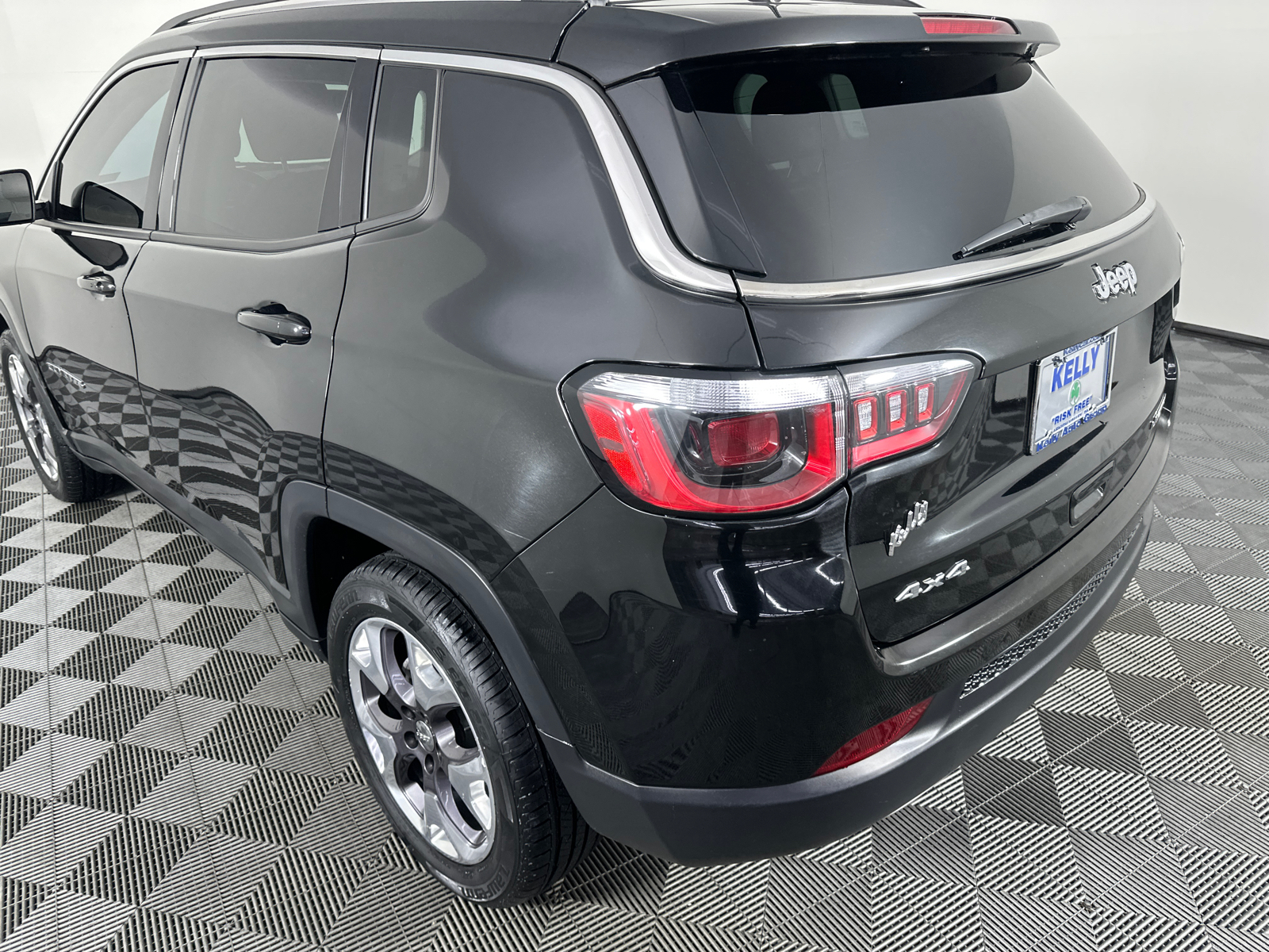 2020 Jeep Compass Limited 12