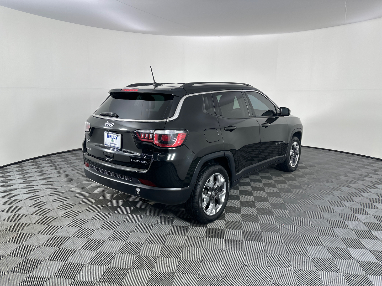 2020 Jeep Compass Limited 17