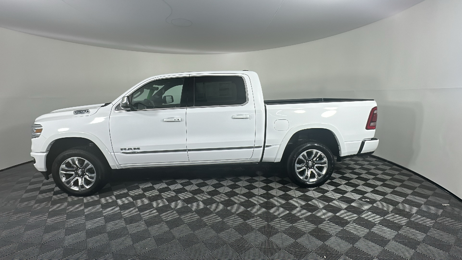 2023 Ram 1500 Limited 8